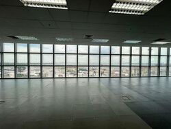 Lippo Centre (D2), Office #558396831
